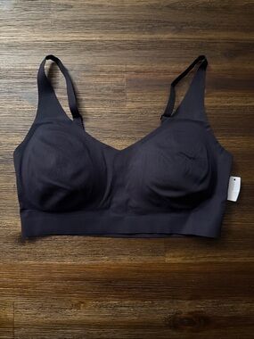 Maurices Invisibliss Black Adjustable Strap Bralette Medium NWT